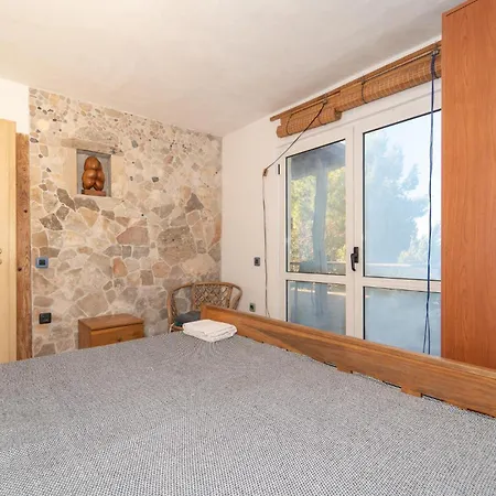 Lovely In With Outdoor Swimming Pool * Žman