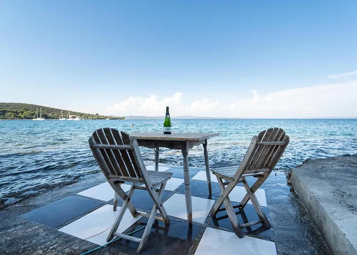 Vakantiehuis 5 Bedroom Stunning In *